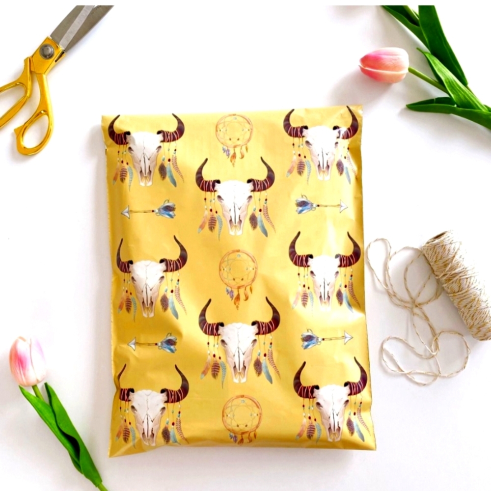 10 14x19.5 Poly Mailers Boho Skull